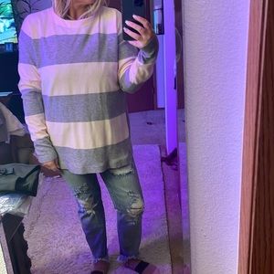 Grey and pink stripped sweater